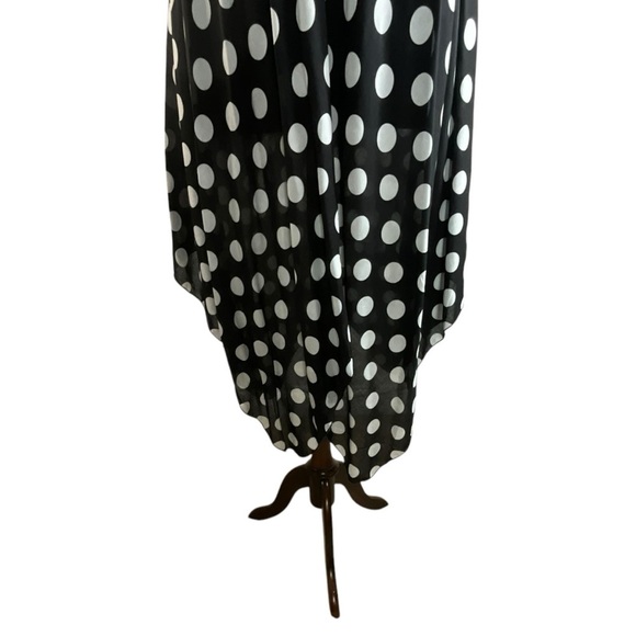 Simply Couture Polka Dot Sleeveless Handkerchief Hem Dress - in Black and White - Picture 3 of 13